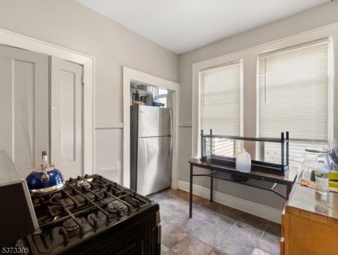 98 Ashland Avenue East Orange NJ 07017