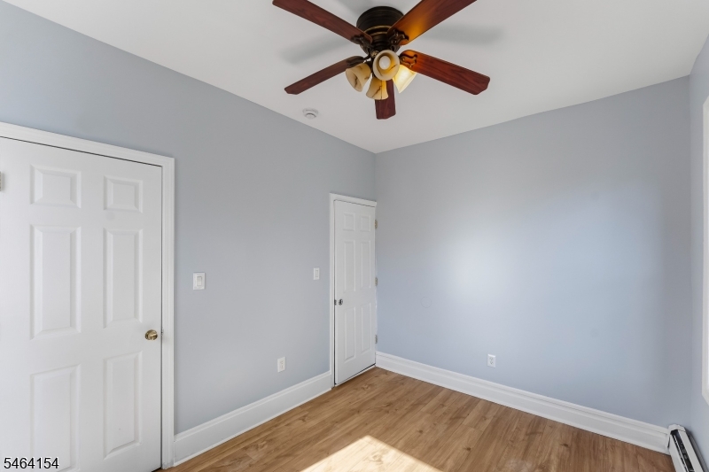 590 Hawthorne Avenue Irvington NJ 07112
