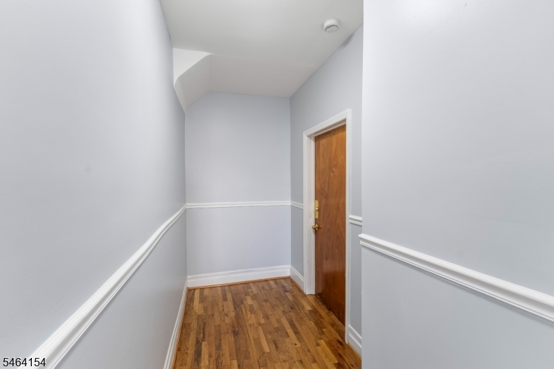 590 Hawthorne Avenue Irvington NJ 07112