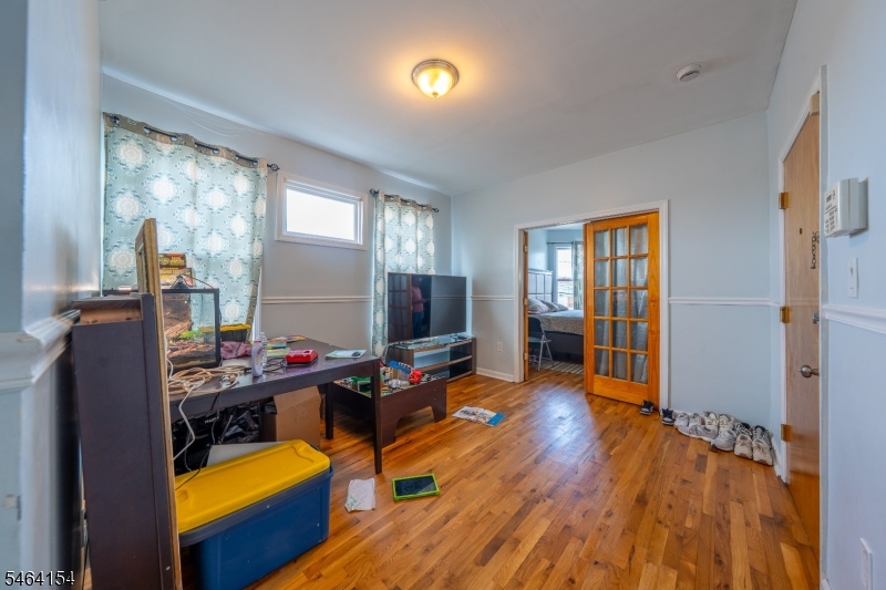 590 Hawthorne Avenue Irvington NJ 07112