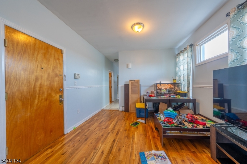 590 Hawthorne Avenue Irvington NJ 07112