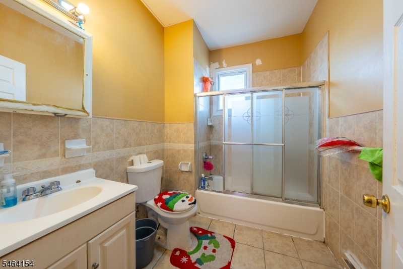 590 Hawthorne Avenue Irvington NJ 07112