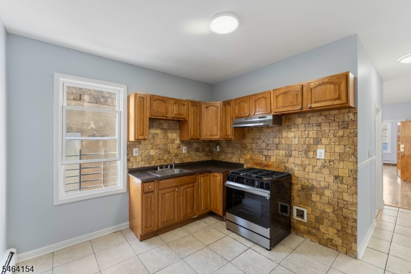 590 Hawthorne Avenue Irvington NJ 07112