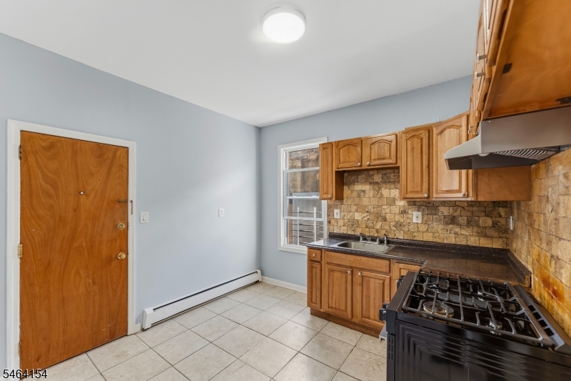 590 Hawthorne Avenue Irvington NJ 07112
