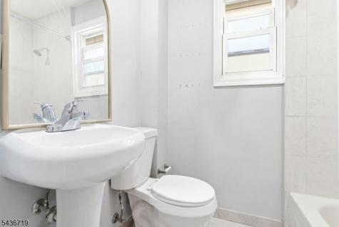 632 Grier Avenue Elizabeth NJ 07202