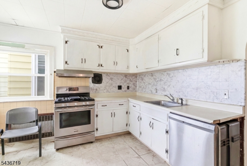 632 Grier Avenue Elizabeth NJ 07202