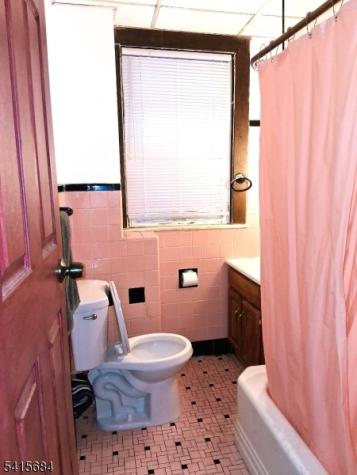 37 Springdale Avenue Newark NJ 07107