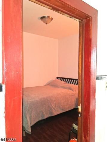 37 Springdale Avenue Newark NJ 07107