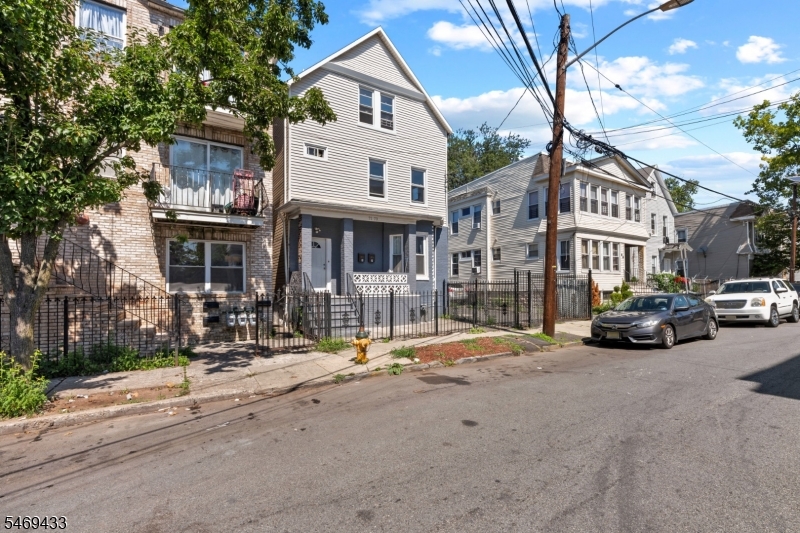 71 Schley Street Newark NJ 07112