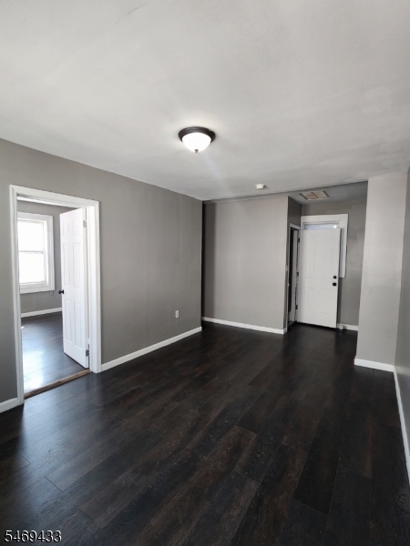 71 Schley Street Newark NJ 07112