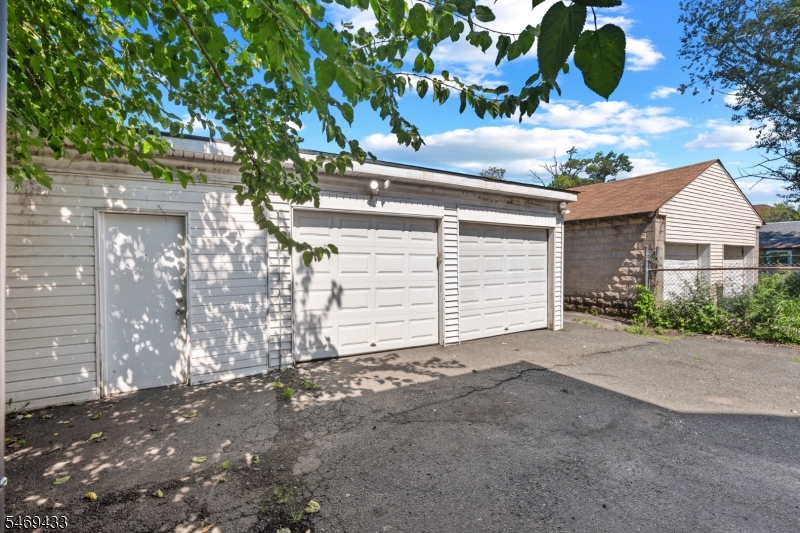 71 Schley Street Newark NJ 07112