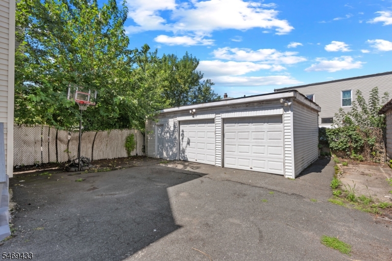 71 Schley Street Newark NJ 07112