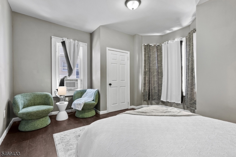 71 Schley Street Newark NJ 07112