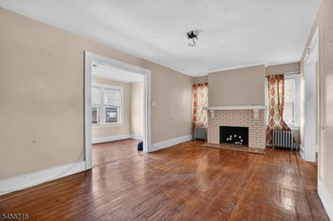 292 N Maple Avenue East Orange NJ 07017