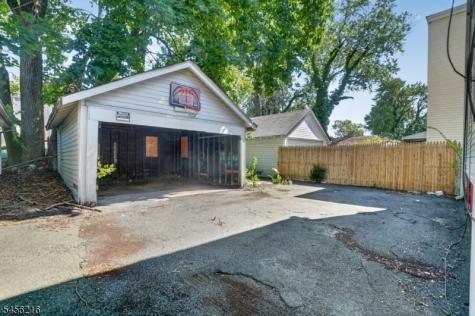 292 N Maple Avenue East Orange NJ 07017