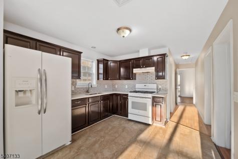 110 Redwood Avenue Paterson NJ 07522