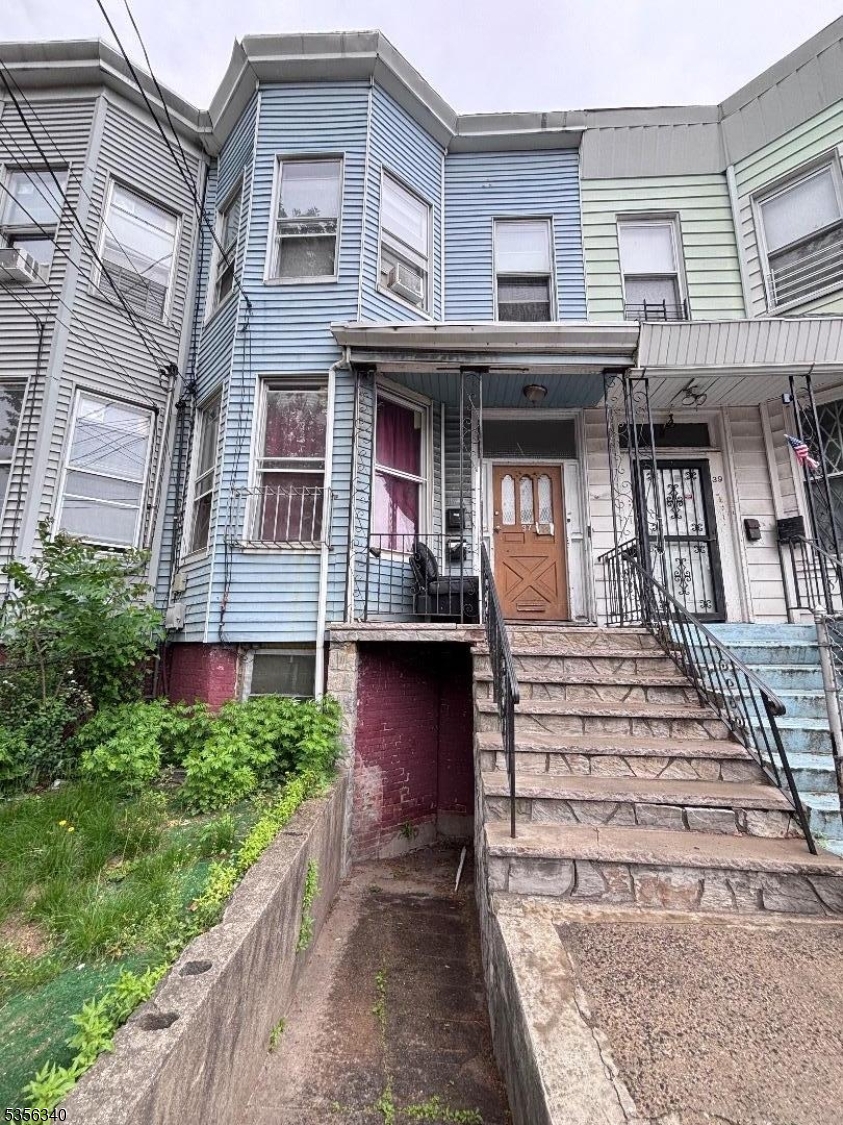 37 Arlington Avenue Jersey City NJ 07305