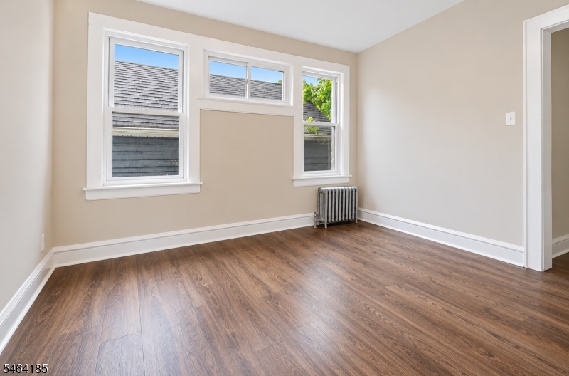 17 Arverne Terrace Irvington NJ 07111