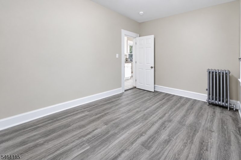 17 Arverne Terrace Irvington NJ 07111