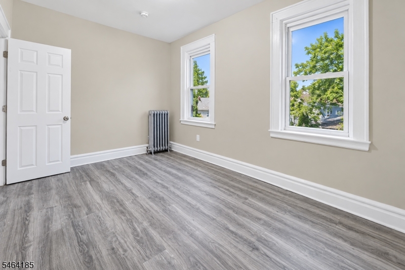 17 Arverne Terrace Irvington NJ 07111