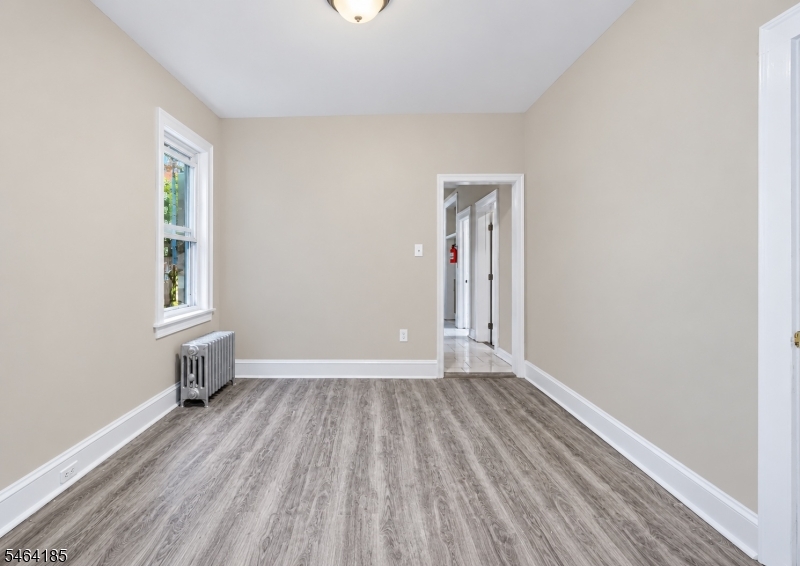 17 Arverne Terrace Irvington NJ 07111