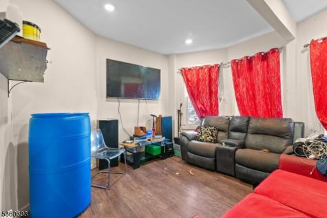 36 Arverne Terrace Irvington NJ 07111