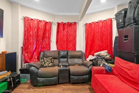 36 Arverne Terrace Irvington NJ 07111