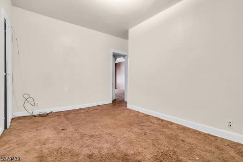 123 Steuben Street East Orange NJ 07018