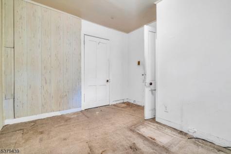 123 Steuben Street East Orange NJ 07018