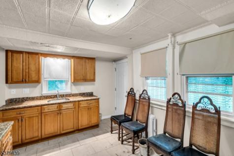 123 Steuben Street East Orange NJ 07018