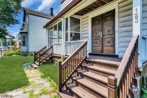 123 Steuben Street East Orange NJ 07018