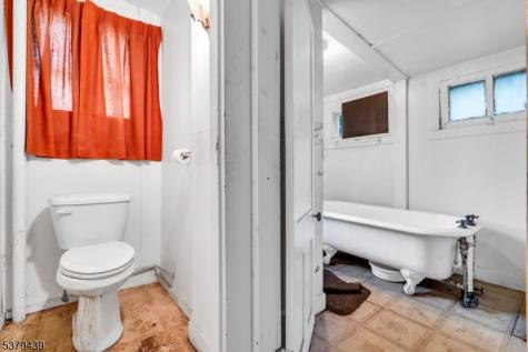 123 Steuben Street East Orange NJ 07018