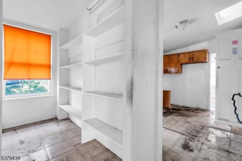 123 Steuben Street East Orange NJ 07018