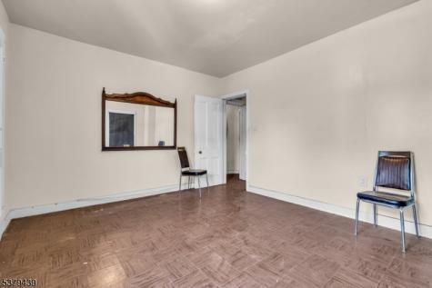 123 Steuben Street East Orange NJ 07018