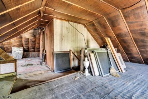 123 Steuben Street East Orange NJ 07018