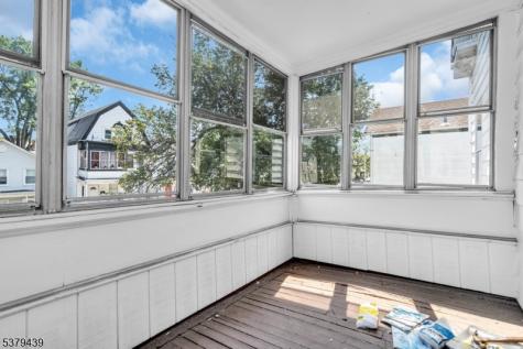 123 Steuben Street East Orange NJ 07018