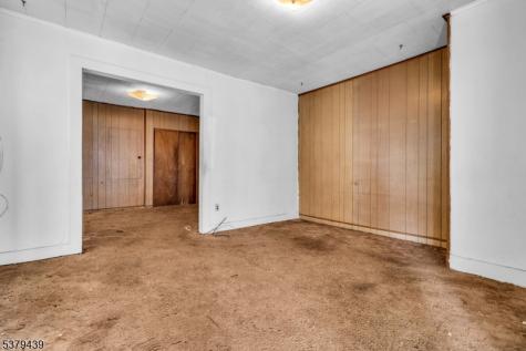 123 Steuben Street East Orange NJ 07018