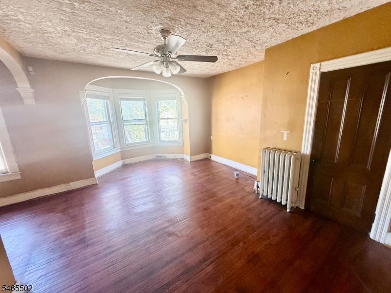 478 Walnut Street Elizabeth NJ 07201