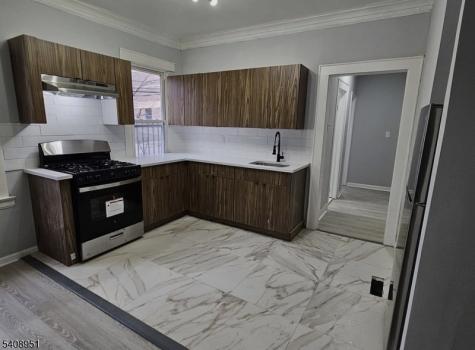48 Oak Avenue Irvington NJ 07111