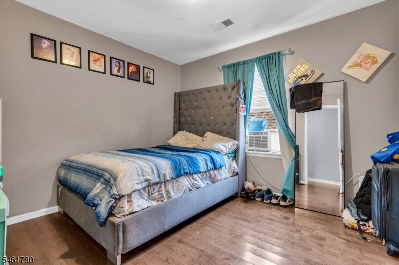 914 S 18th Street Newark NJ 07108