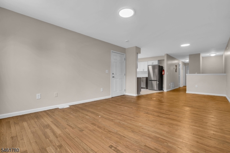 914 S 18th Street Newark NJ 07108