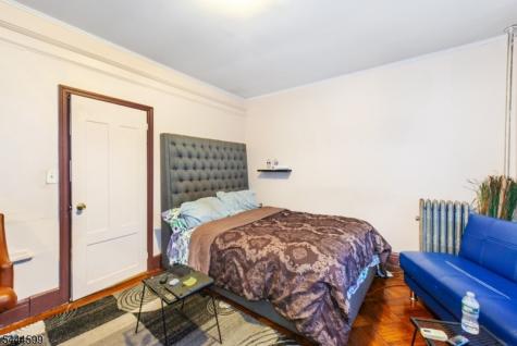 124 N 17th Street East Orange NJ 07017