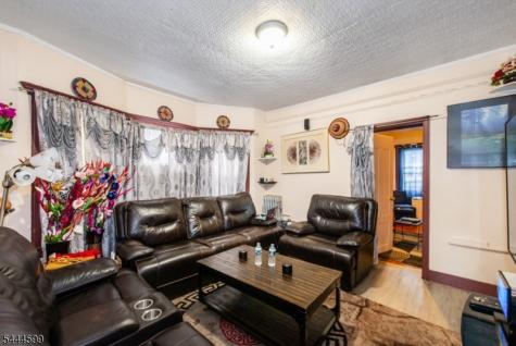 124 N 17th Street East Orange NJ 07017
