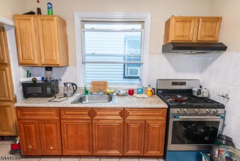 124 N 17th Street East Orange NJ 07017