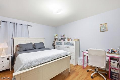 637 Jefferson Avenue Elizabeth NJ 07201
