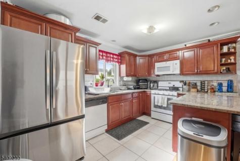 637 Jefferson Avenue Elizabeth NJ 07201