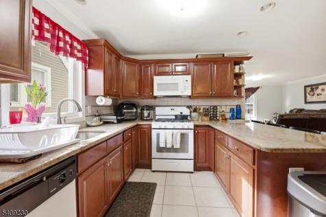 637 Jefferson Avenue Elizabeth NJ 07201