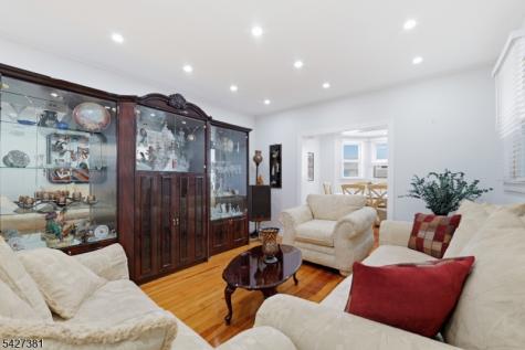 813 20TH Street Union NJ 07087