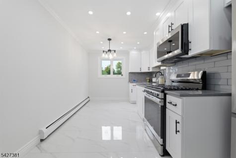 813 20TH Street Union NJ 07087