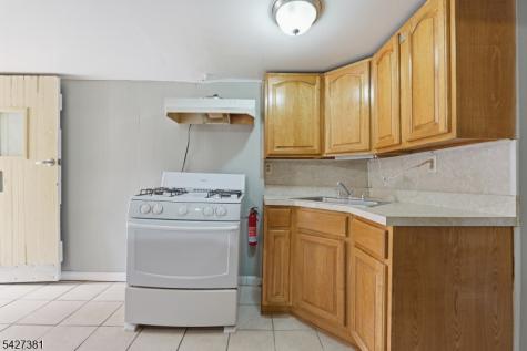 813 20TH Street Union NJ 07087